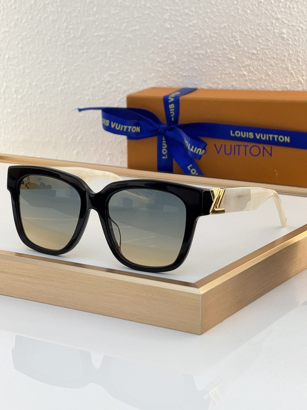 LV Sunglasses AAAA-4253