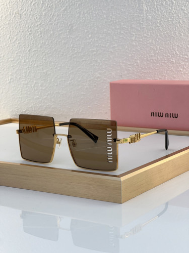 Miu Miu Sunglasses AAAA-913