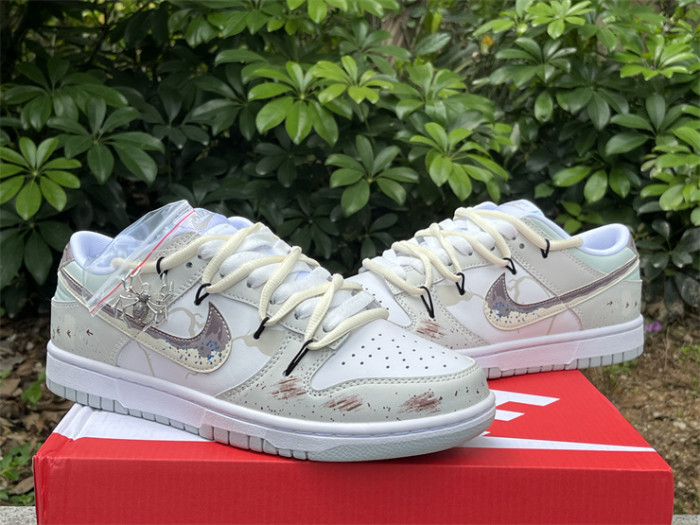 Authentic Nike Dunk Low Neutral