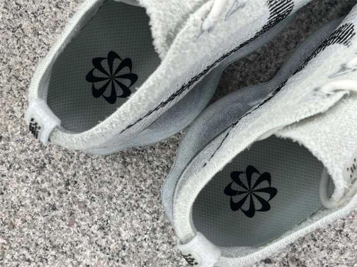 Authetic Nike Air Max Scorpion Light Silver