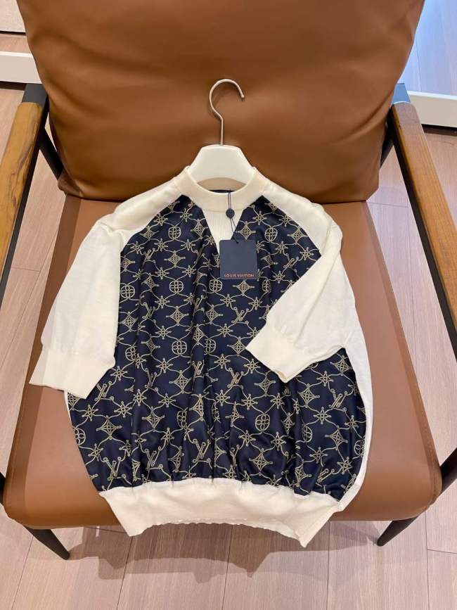 LV Shirt High End Quality-1071