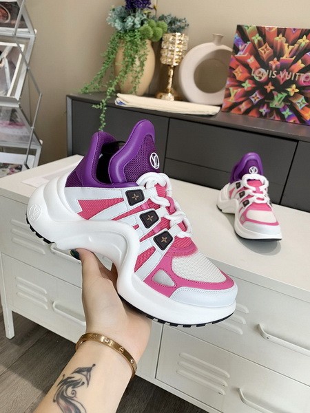 LV Women Shoes 1：1 Quality-765