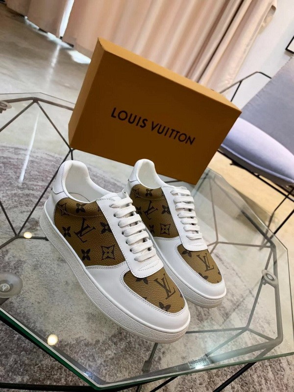 LV Women Shoes 1：1 Quality-380