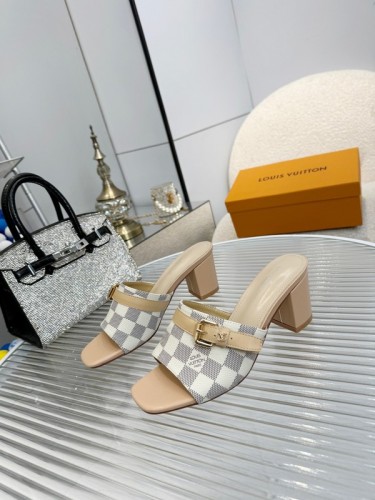 LV women Sandals 1：1 Quality-722