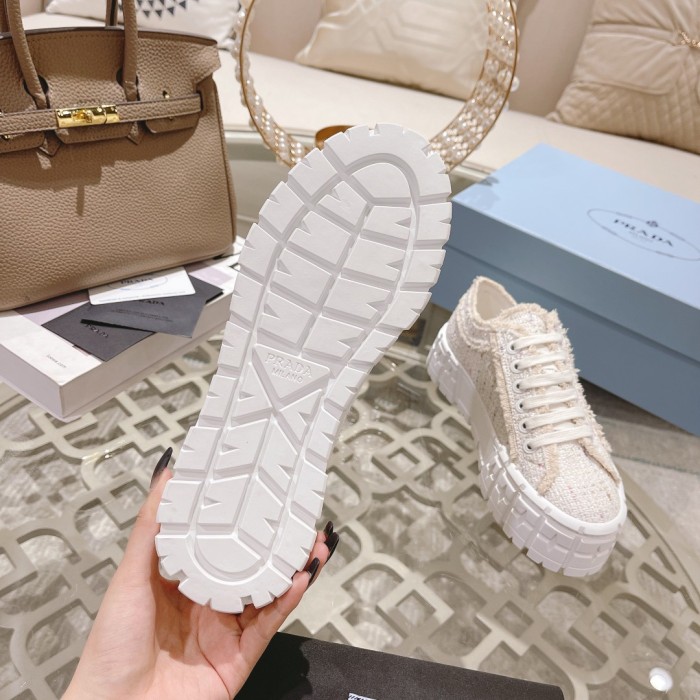 Prada women shoes 1：1 quality-352