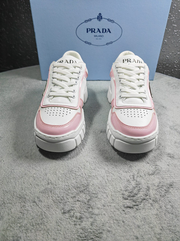 Prada women shoes 1：1 quality-370
