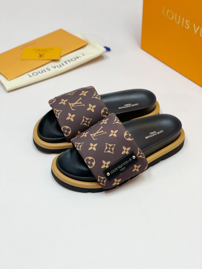 LV women Sandals 1：1 Quality-474