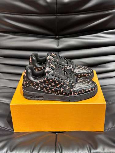 Super Max LV Shoes-2922