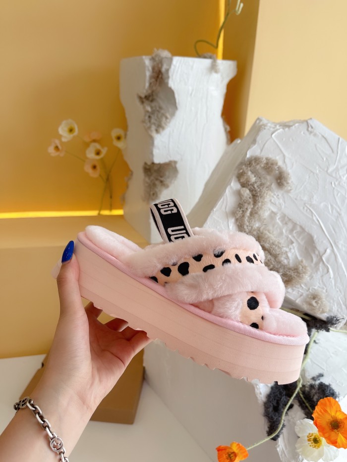 U women Sandals 1：1 Quality-005