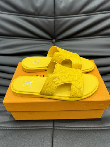 LV Sandals 1：1 Quality-680