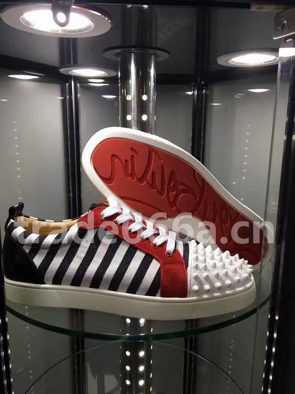 Super Max Christian Louboutin Shoes-672