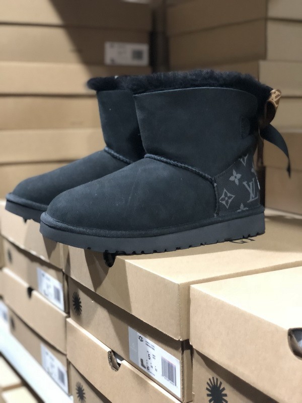UG Boots Women-081