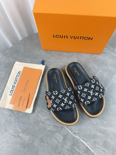 LV women Sandals 1：1 Quality-669