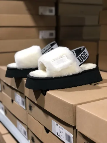 UG Sandals-021