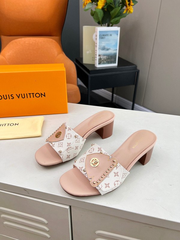 LV women Sandals 1：1 Quality-762