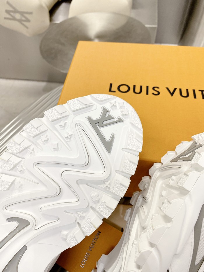 LV Men shoes 1：1 quality-4601