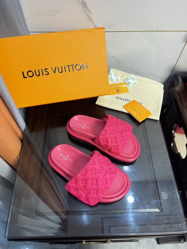 LV women Sandals 1：1 Quality-449