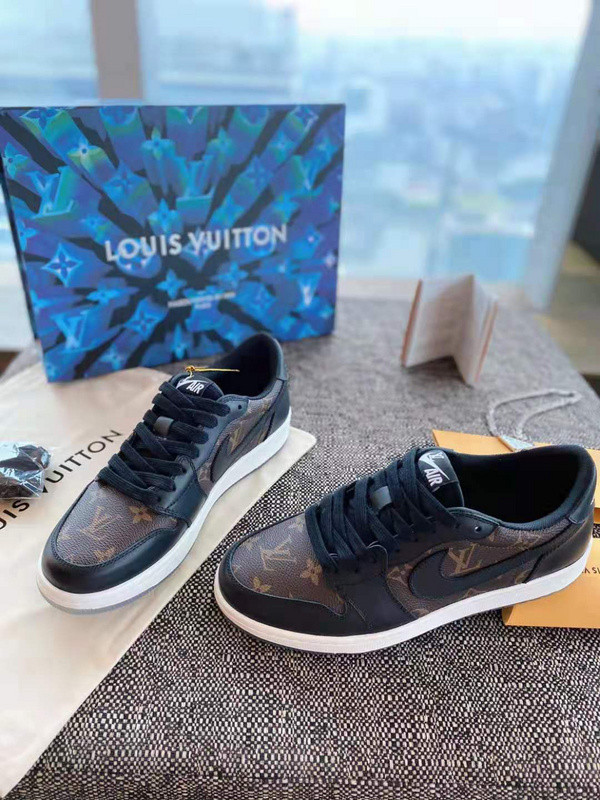 LV Men shoes 1：1 quality-4510