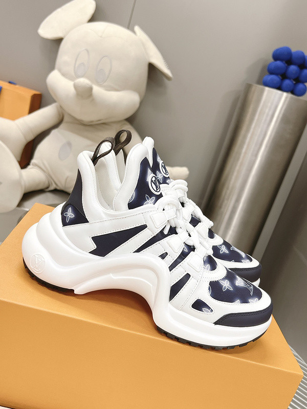 LV Women Shoes 1：1 Quality-899