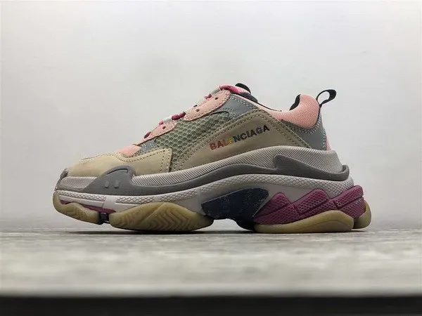B 17FW Tripe-S High End Sneaker-061