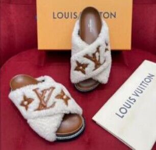 LV Sandals 1:1 Quality-501