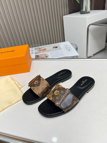 LV women Sandals 1：1 Quality-761