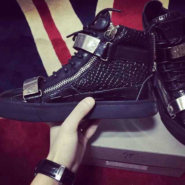 Super Max GZ Shoes270