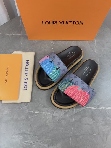 LV Sandals 1：1 Quality-548