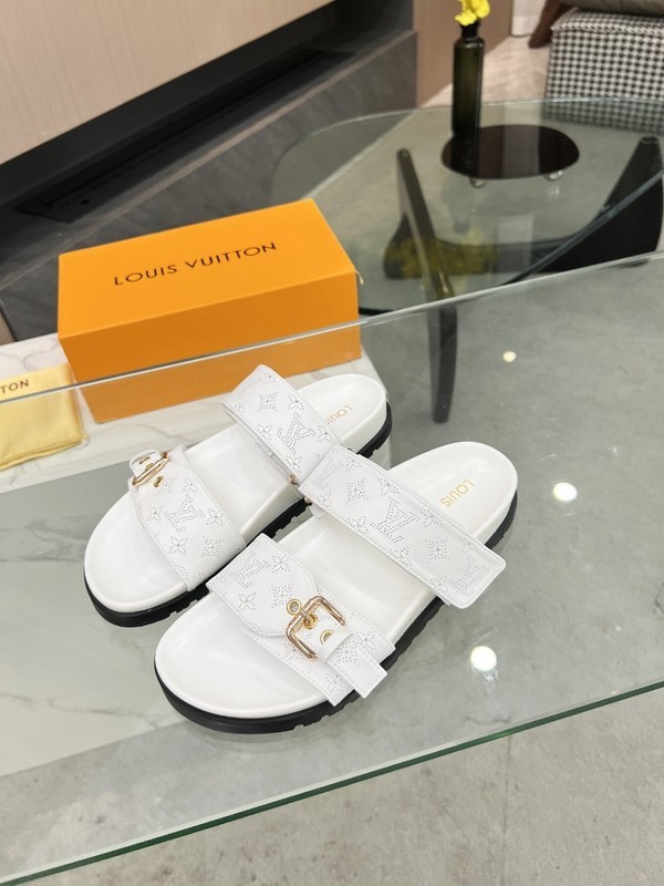 LV women Sandals 1：1 Quality-719