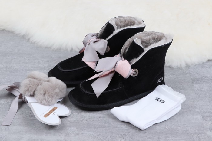 UG Boots Women-284