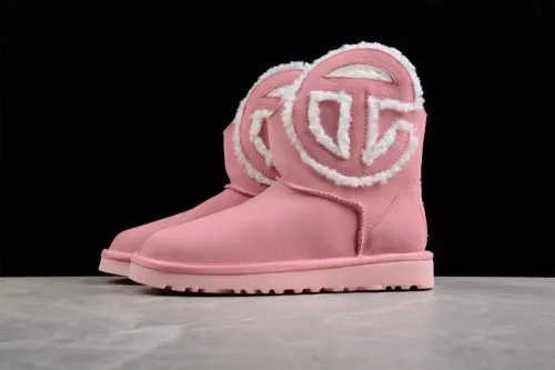 UG Boots Women-154
