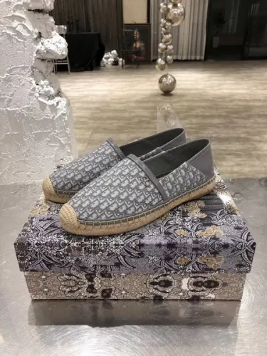 Dior Women Shoes 1：1 quality-221