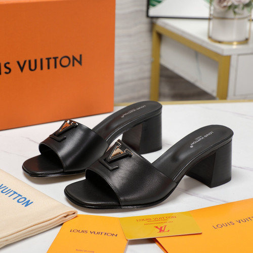 LV women Sandals 1：1 Quality-689