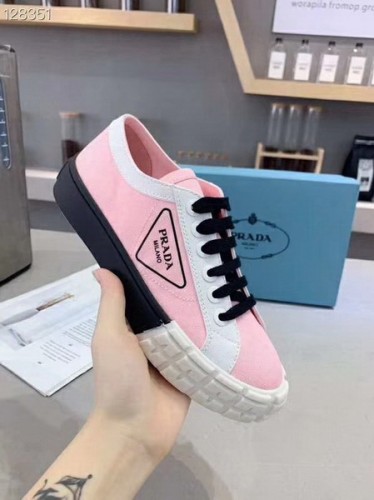 Prada women shoes 1：1 quality-009