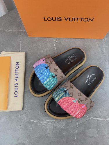 LV women Sandals 1：1 Quality-523