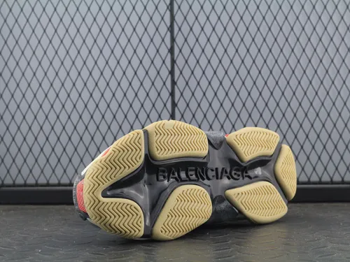 B 17FW Tripe-S High End Sneaker-014