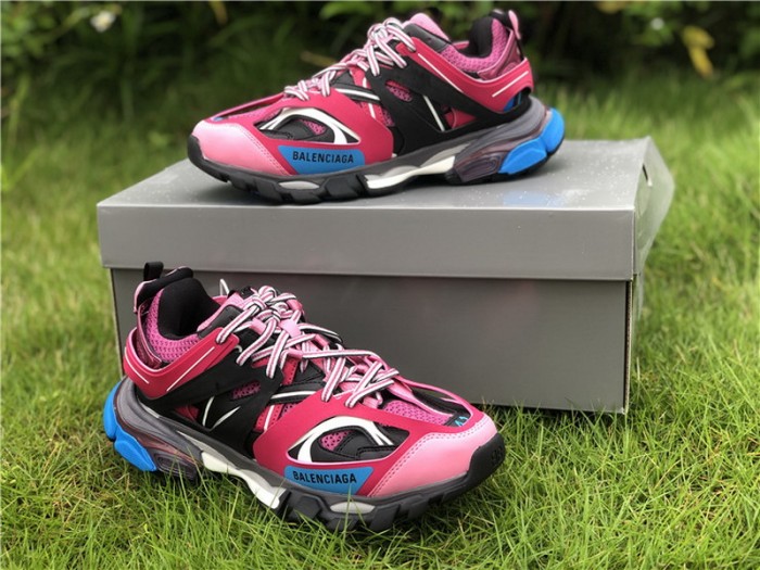 B 17FW Tripe-S High End Sneaker-077