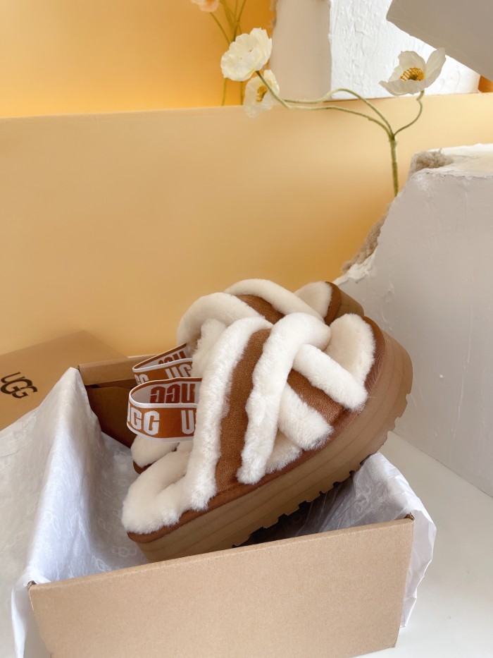 U women Sandals 1：1 Quality-001