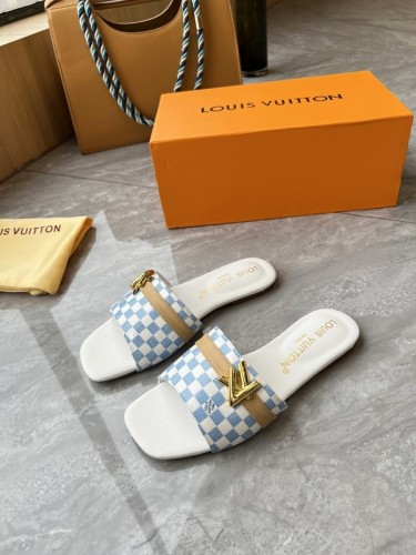 LV women Sandals 1：1 Quality-701