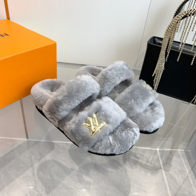 LV women Sandals 1：1 Quality-620