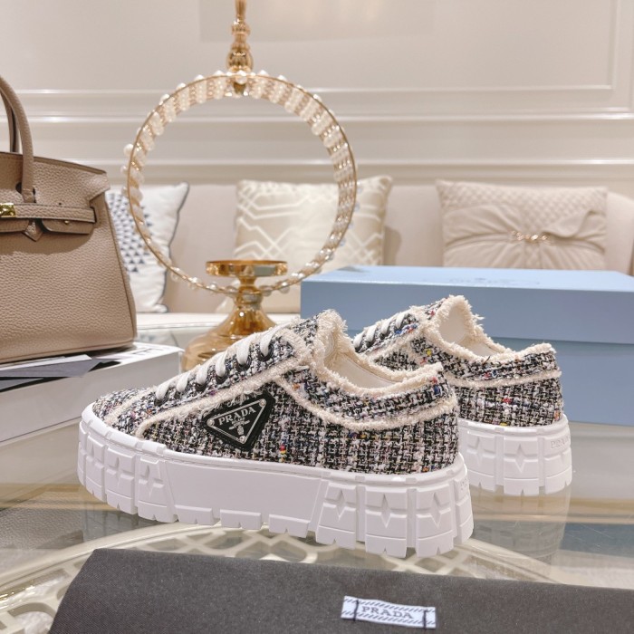 Prada women shoes 1：1 quality-353