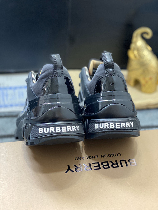 Burberry men shoes 1：1 quality-379