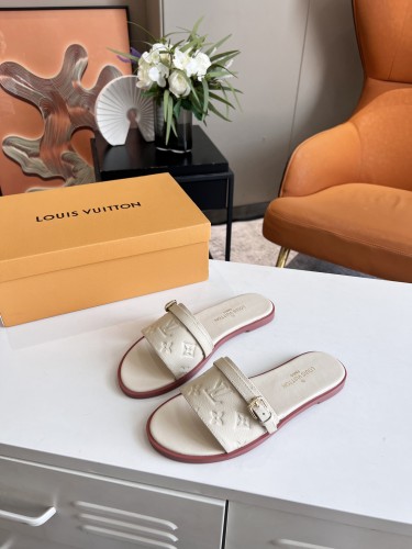 LV women Sandals 1：1 Quality-463