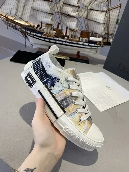 Dior Women Shoes 1：1 quality-161