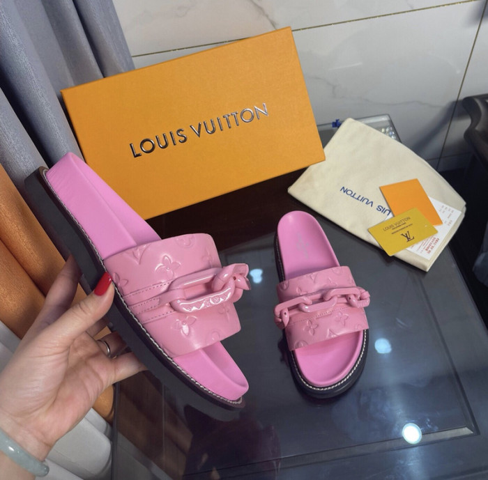 LV women Sandals 1：1 Quality-409