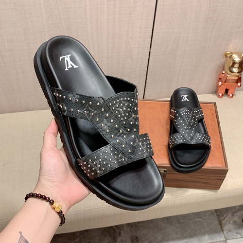 LV Sandals 1：1 Quality-751