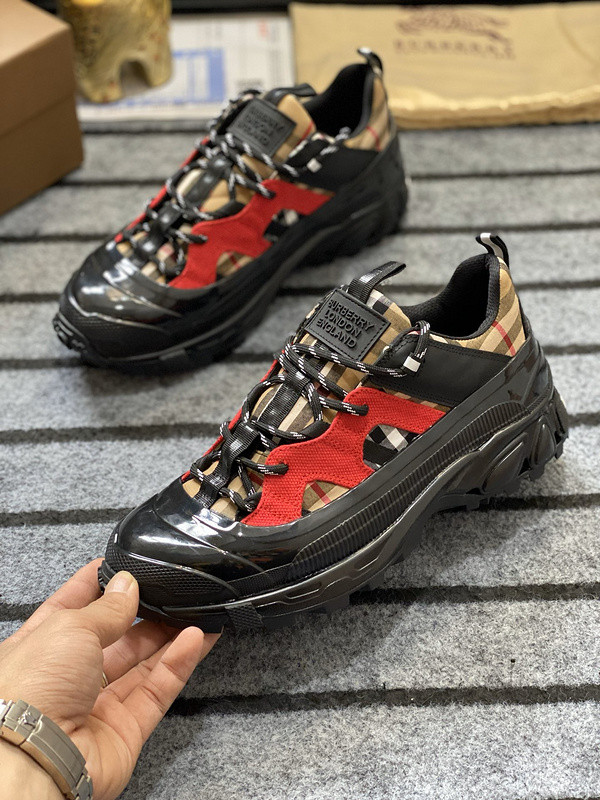 Burberry men shoes 1：1 quality-374