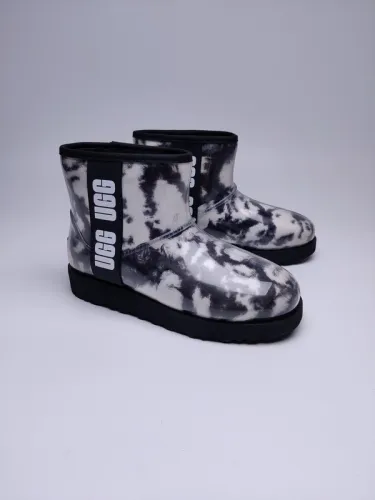UG Boots Women-160