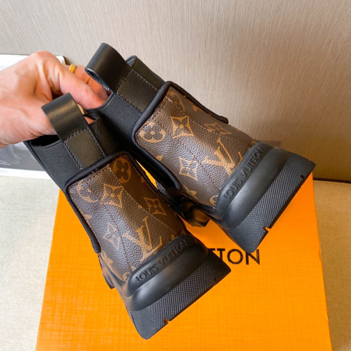 LV Women Shoes 1：1 Quality-862