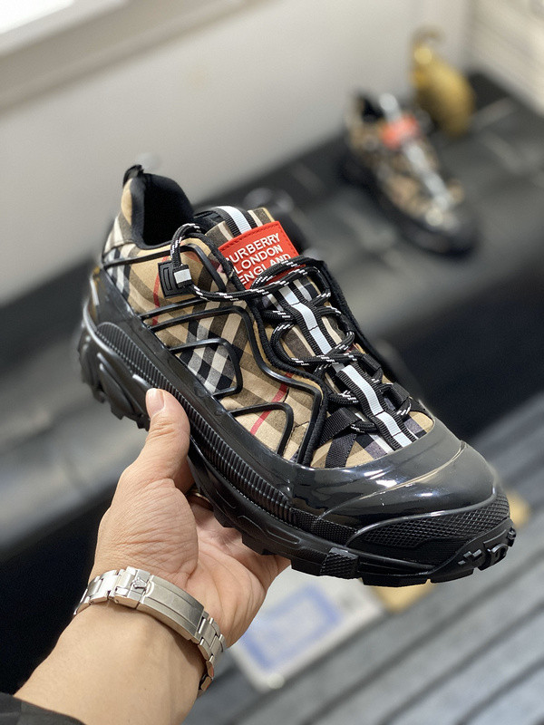 Burberry men shoes 1：1 quality-377